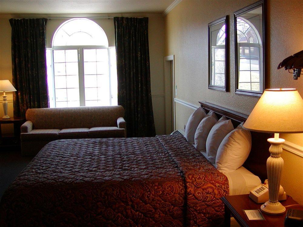 Carriage House Inn Branson Ngoại thất bức ảnh